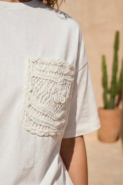 Roman Ivory Textured Pocket T-Shirt - 18 Image 4