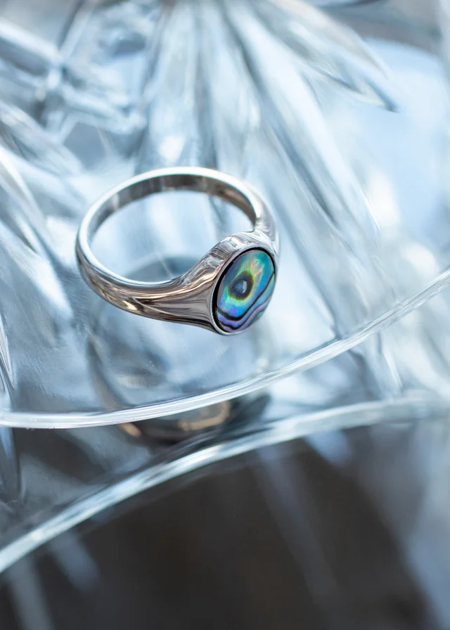 Golden Moments Sterling Silver Rhodium Plated Oval Paua Shell Ring