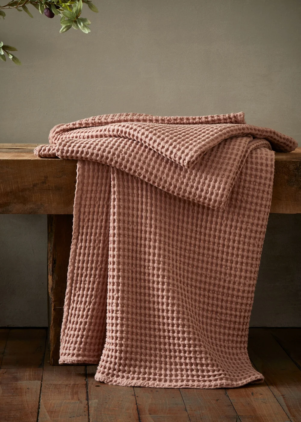 Pineapple Elephant Jaipur Chunky Waffle Cotton 150x200cm Blanket Throw Pink - One Size Image 1
