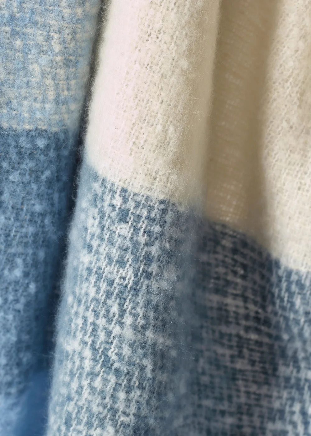 Catherine Lansfield Faux Mohair Check 130x170 cm Blanket Throw Blue - One Size Image 3