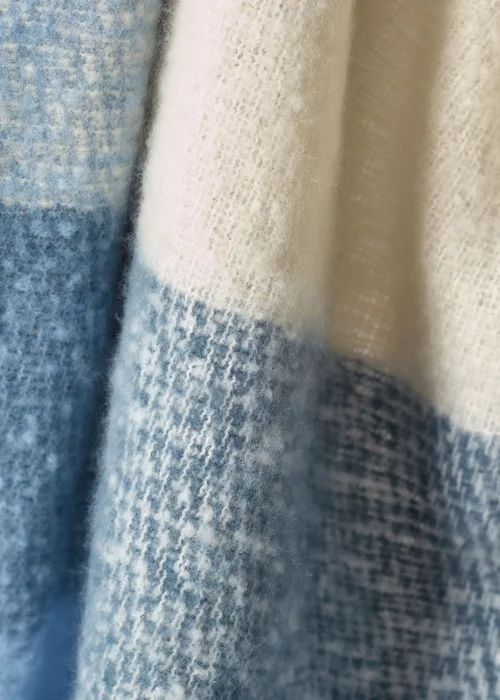 Catherine Lansfield Faux Mohair Check 130x170 cm Blanket Throw Blue - One Size Image 3