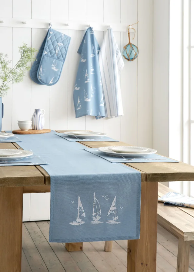 Catherine Lansfield Salcombe Boats Cotton 33x220cm Dining Table Runner Blue