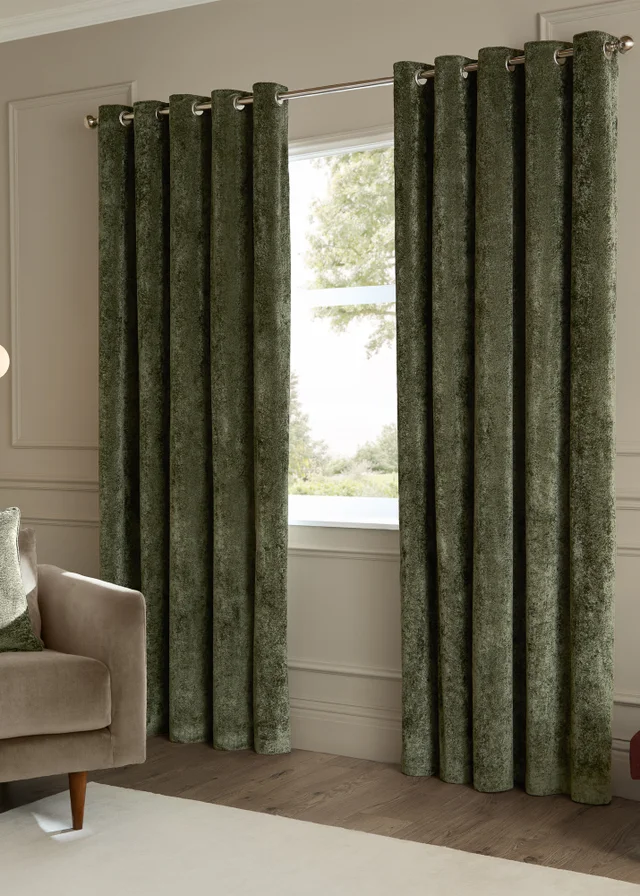 Paoletti Lustre Velvet Room Darkening Malachite Green Eyelet Curtain Pair