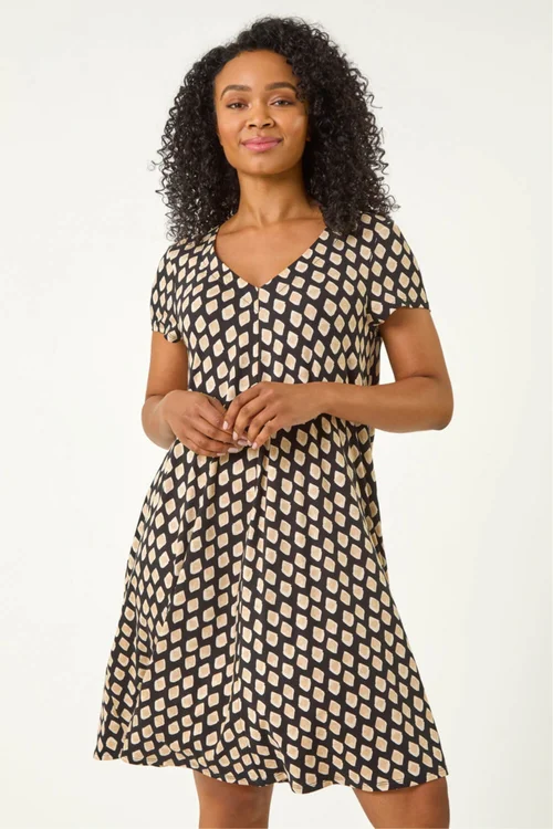 Roman Black Petite Print V-Neck Swing Pocket Dress - 12 Image 4
