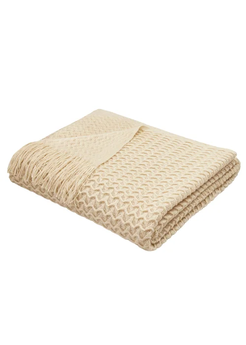 Appletree Textured Knit Heavyweight Natural Throw - 130 x 180cm Image 2