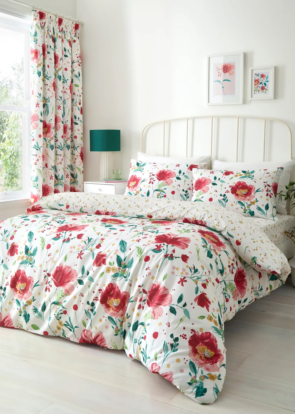 Dreams & Drapes Abstract Poppy Reversible Red Duvet Cover Set - Single Image 1