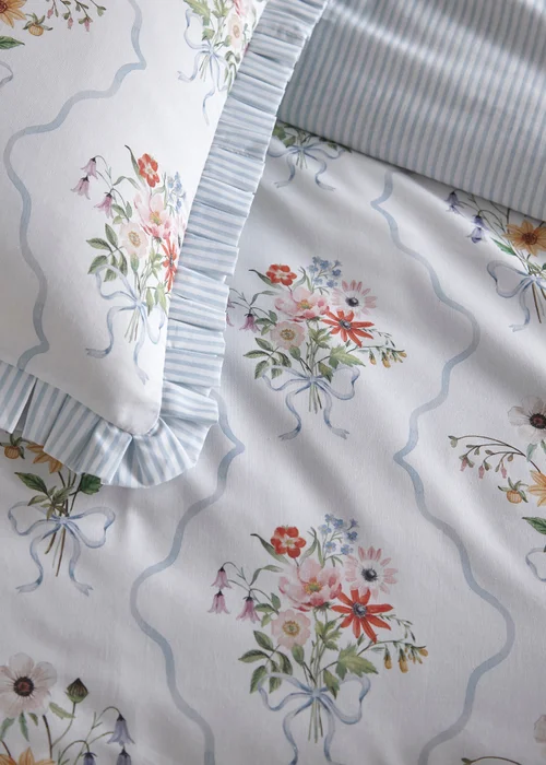 Appletree Floral Bouquet Reversible Multi Colour Duvet Cover Set - Single Image 3