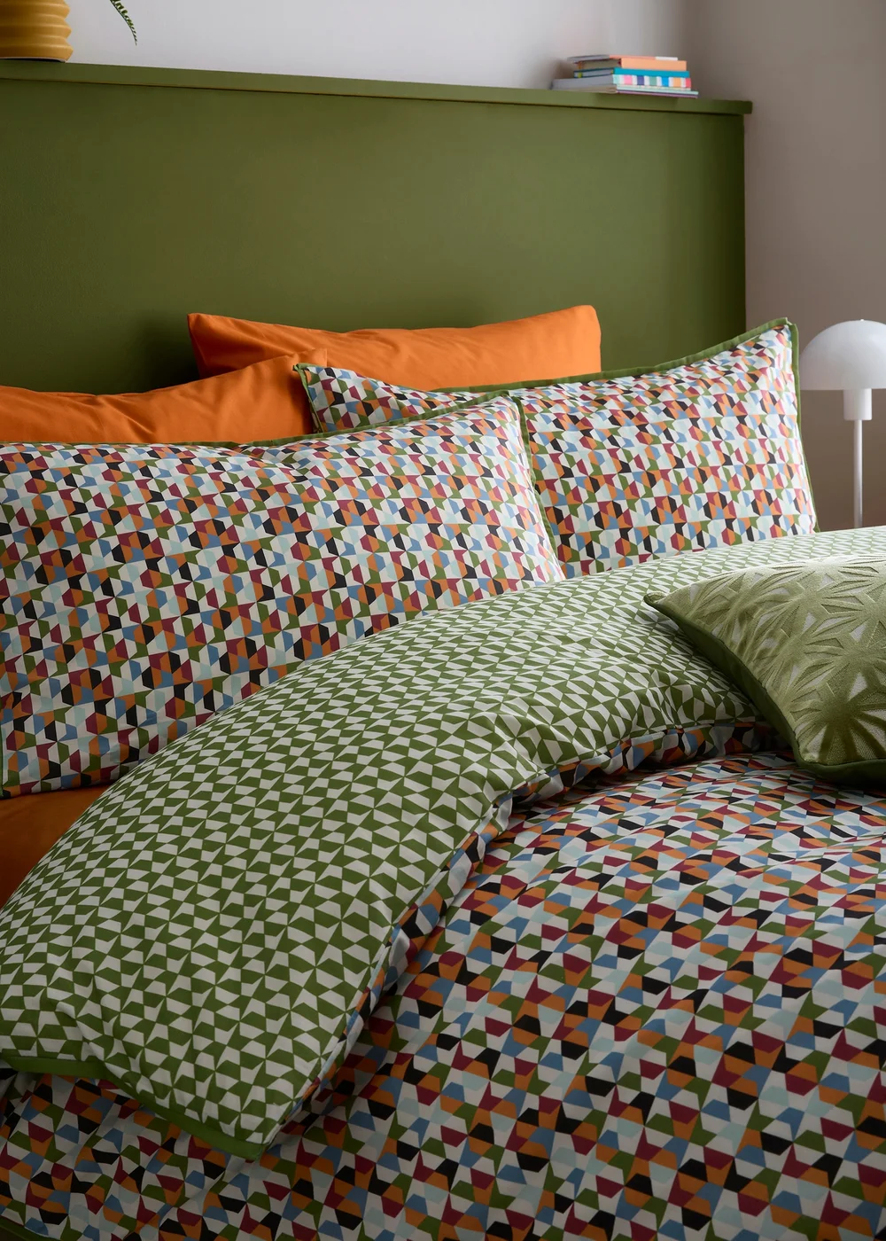 Appletree Star Geo Reversible Natural Duvet Cover Set - Single Image 5
