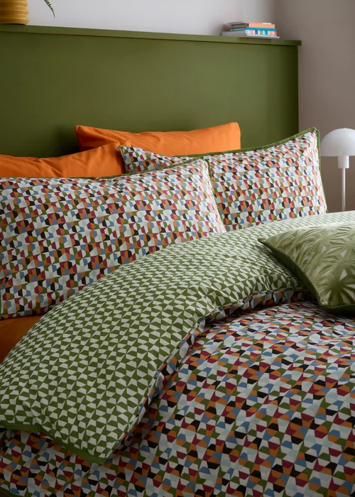 Appletree Star Geo Reversible Natural Duvet Cover Set - Single Image 5