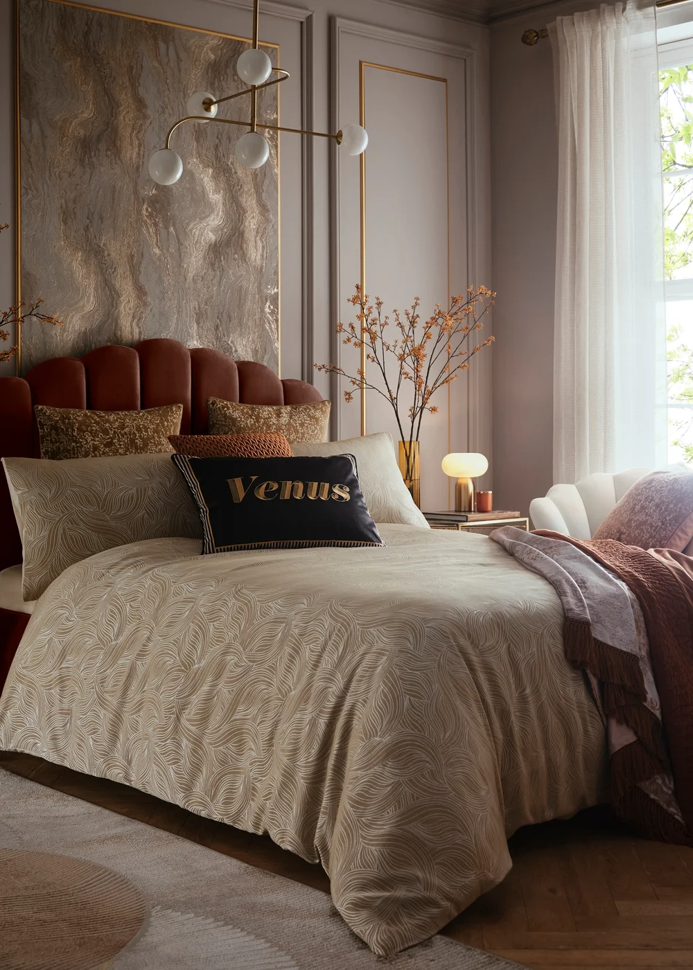 Laurence Llewelyn-Bowen Venus Grace Jacquard Natural Duvet Cover Set - Double Image 5