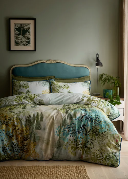 Soiree Hidden Garden Soft Touch Green Duvet Cover Set - Double Image 1