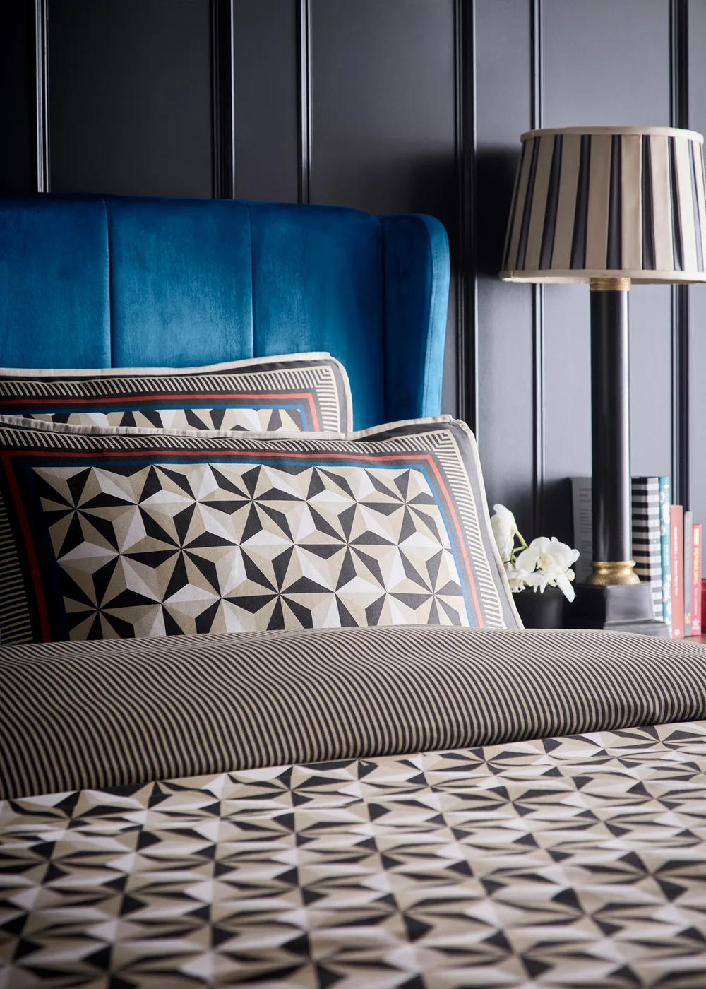 Laurence Llewelyn-Bowen Hero Soft Touch Black Duvet Cover Set - Double Image 2