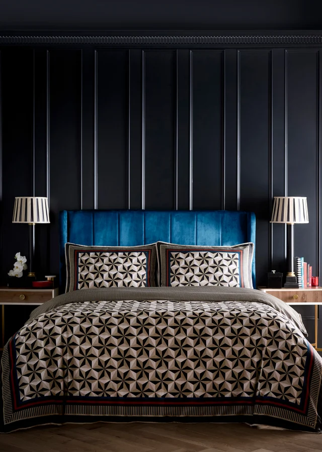 Laurence Llewelyn-Bowen Hero Soft Touch Black Duvet Cover Set