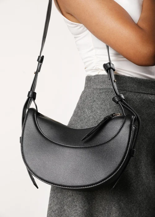 Where's That From Womens Envie Crescent Faux Leather Shoulder Bag in Black - One Size Image 6