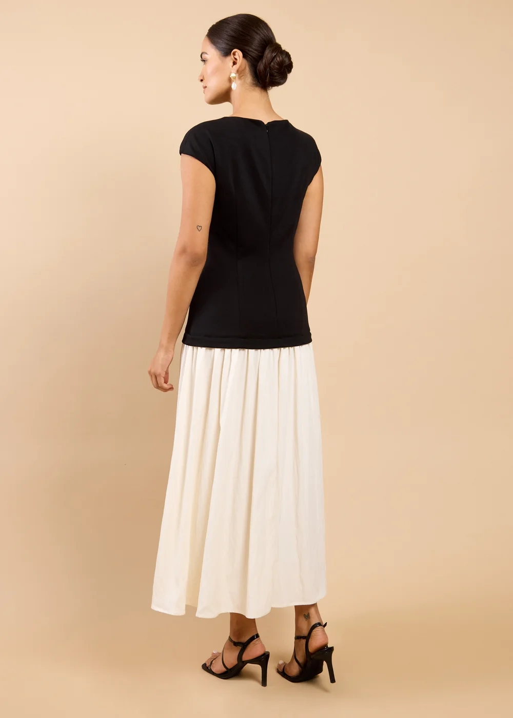 Little Mistress Monochrome Dropped Waist Maxi Dress - 8 Image 2