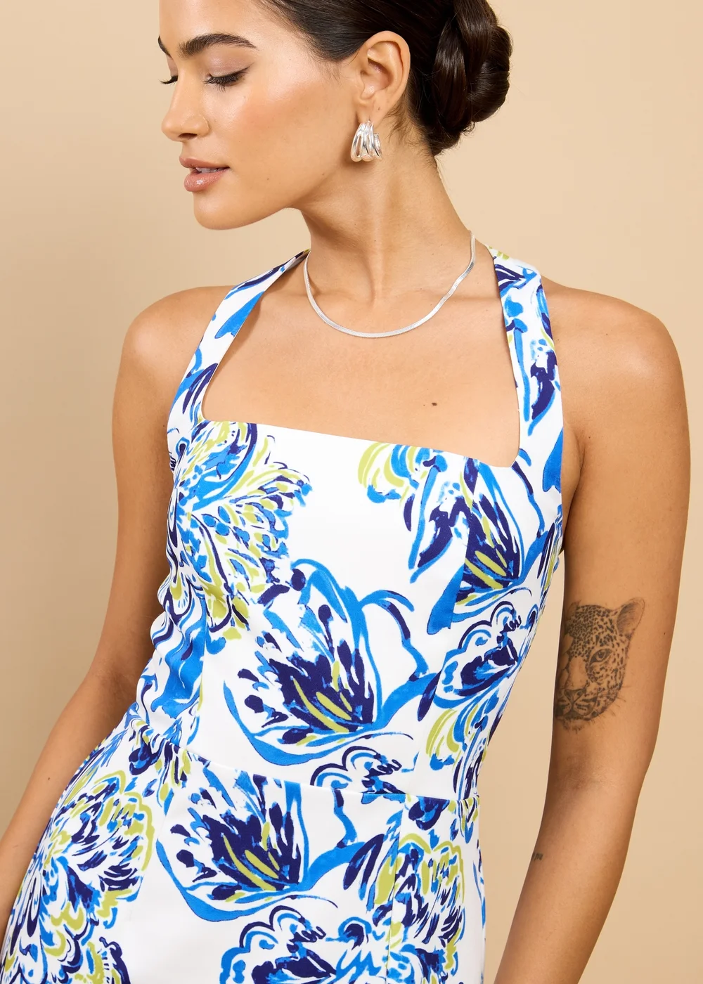 Little Mistress Blue Floral Print Halterneck Midaxi Dress - 14 Image 3