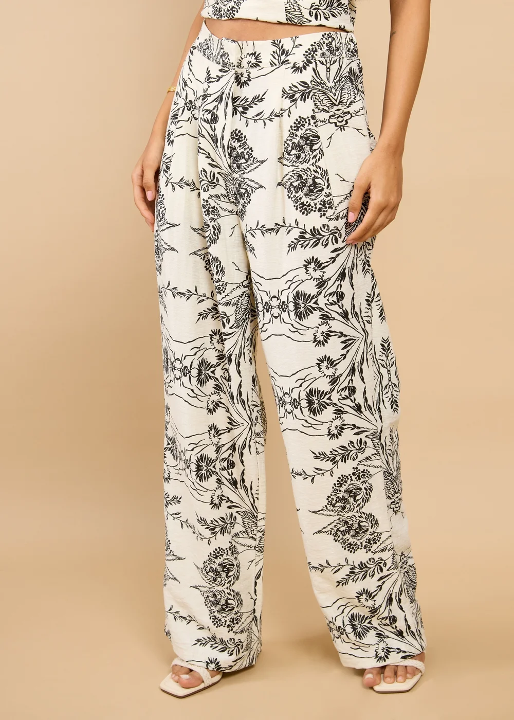 Little Mistress Monochrome Floral Print Wide Leg Trousers Vicky Pattison EDIT - 8 Image 4