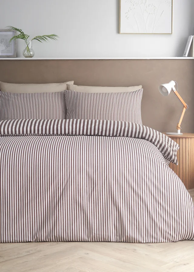 Catherine Lansfield Epping Textured Stripe Reversible Duvet Cover Set Chocolate