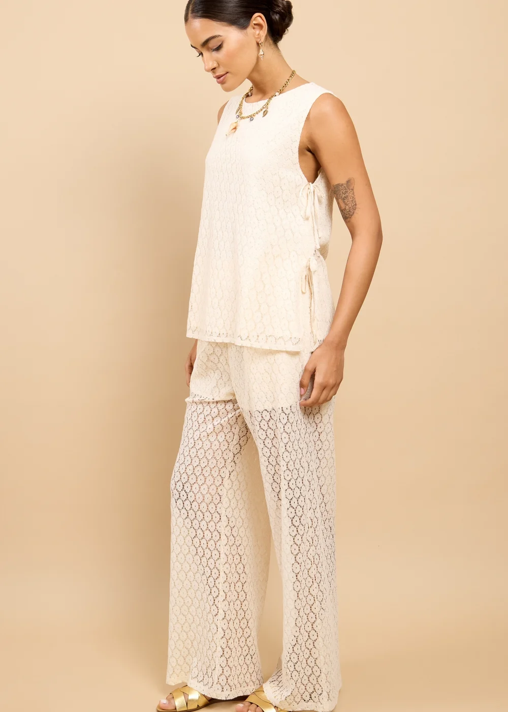 Little Mistress Cream Lace Bow Detail Top - S Image 4