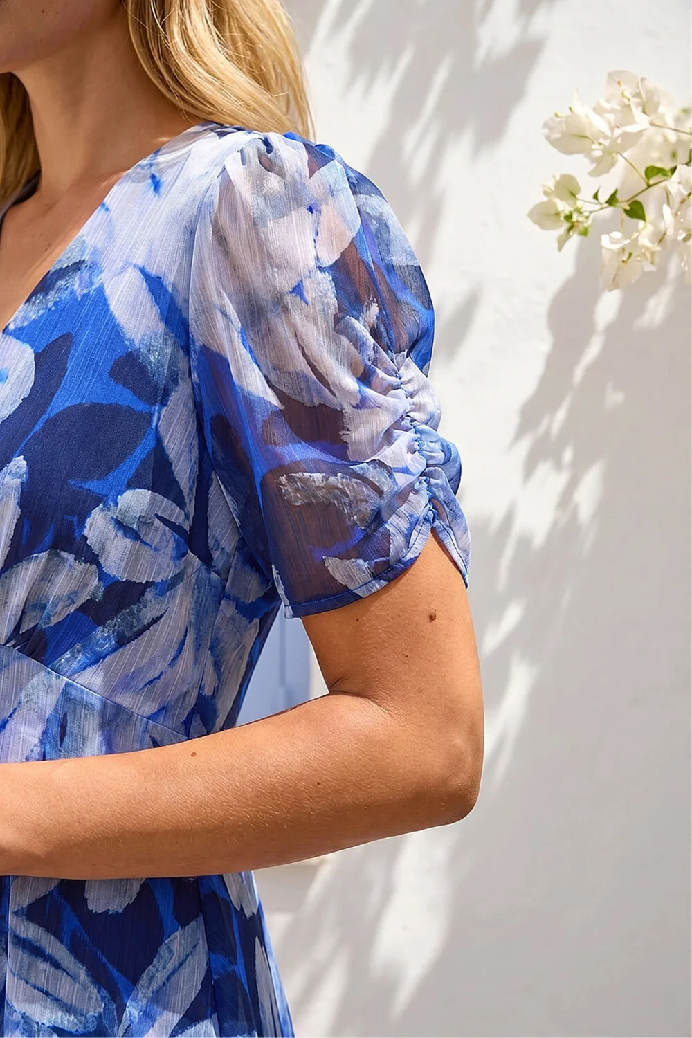 Roman Blue Abstract Floral Print Hanky Hem Dress - 20 Image 4