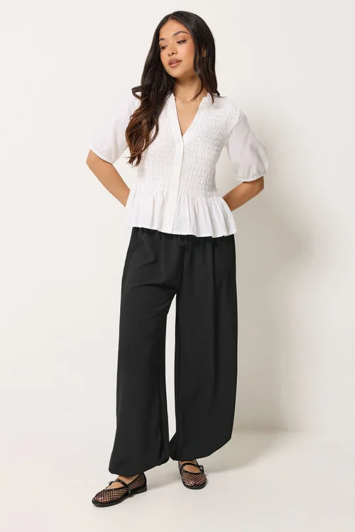 PixieGirl Petite Black Crepe Balloon Trousers - 10/L27 Image 1