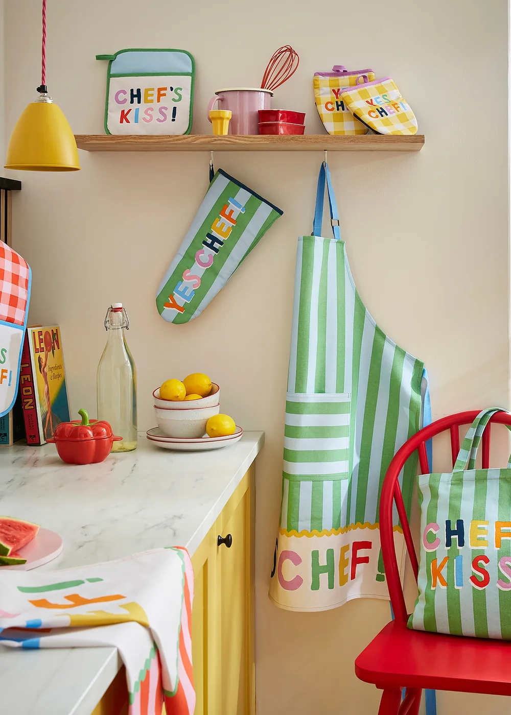 Ulster Weavers Yes Chef Multi Colour Double Oven Glove - One Size Image 3