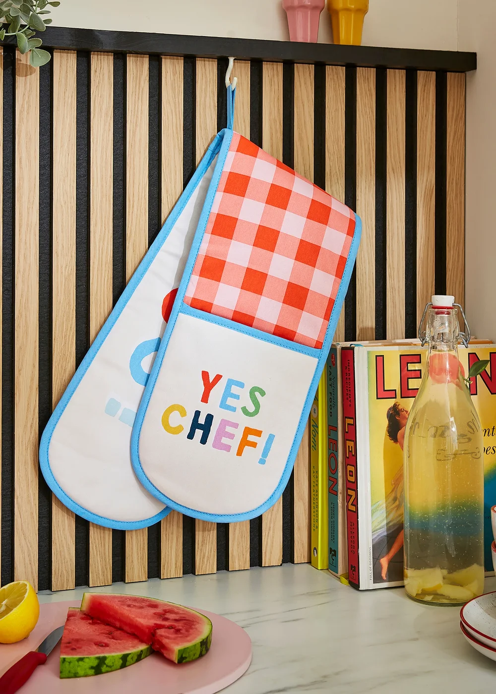 Ulster Weavers Yes Chef Multi Colour Double Oven Glove - One Size Image 2