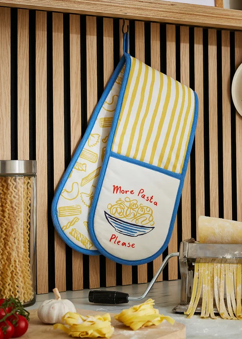 Ulster Weavers Pasta Lovers Club Yellow Double Oven Glove - One Size Image 2