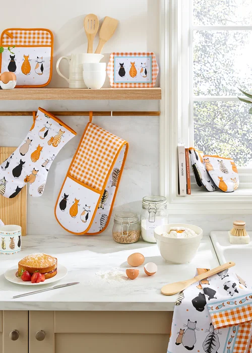 Ulster Weavers Cats In Waiting Orange Shoulder Bag - PVC - One Size Image 3