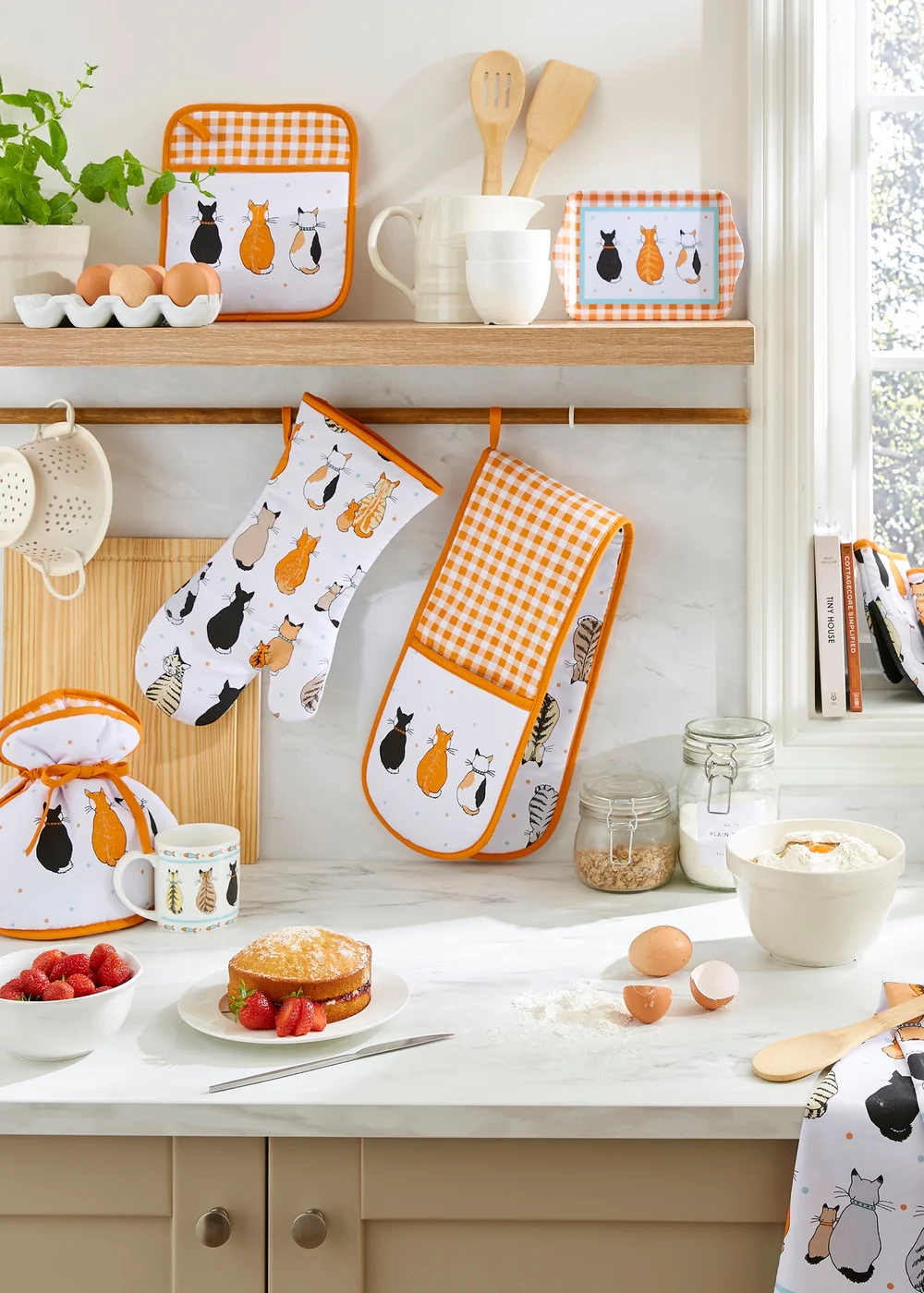 Ulster Weavers Cats In Waiting Orange Microwave Mitts - Pair - One Size Image 3