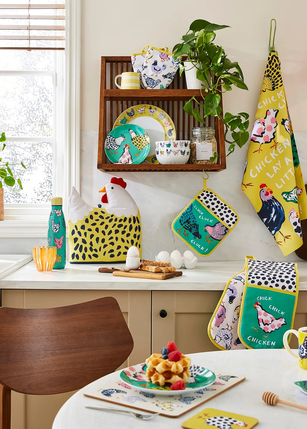 Ulster Weavers Chick Chicken Yellow Tea Cosy - Shaped - One Size Image 3