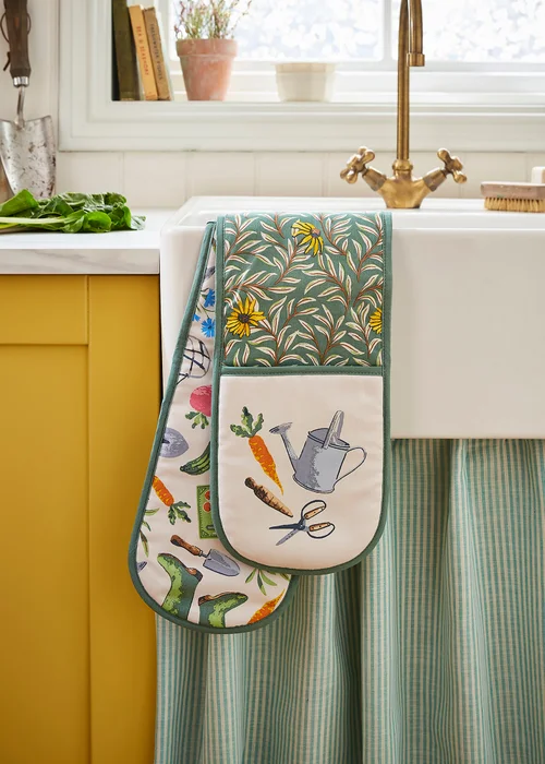 Ulster Weavers Time to Grow Green Double Oven Glove - One Size Image 2