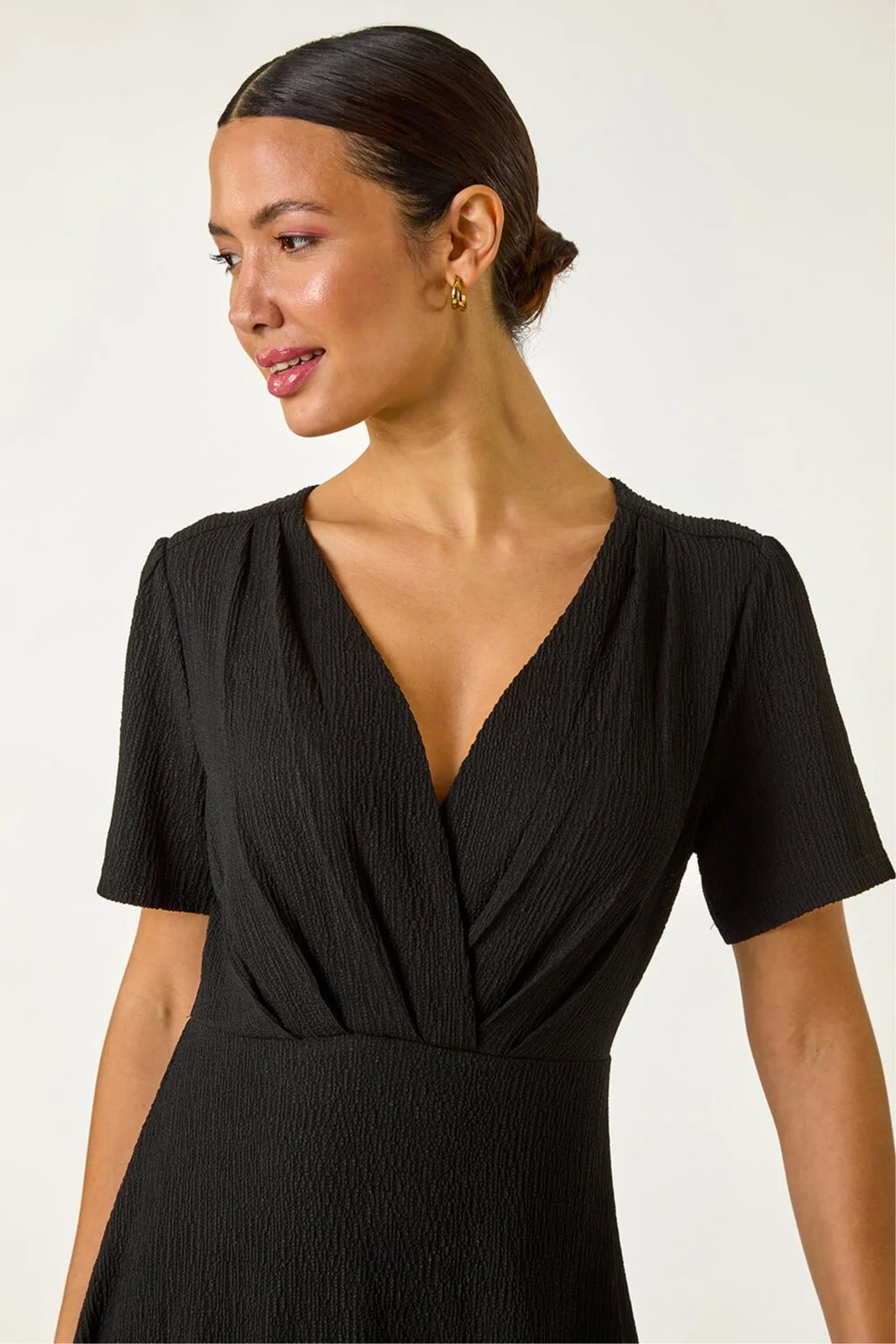 Roman Black Textured Wrap Bodice Midi Dress - 16 Image 4