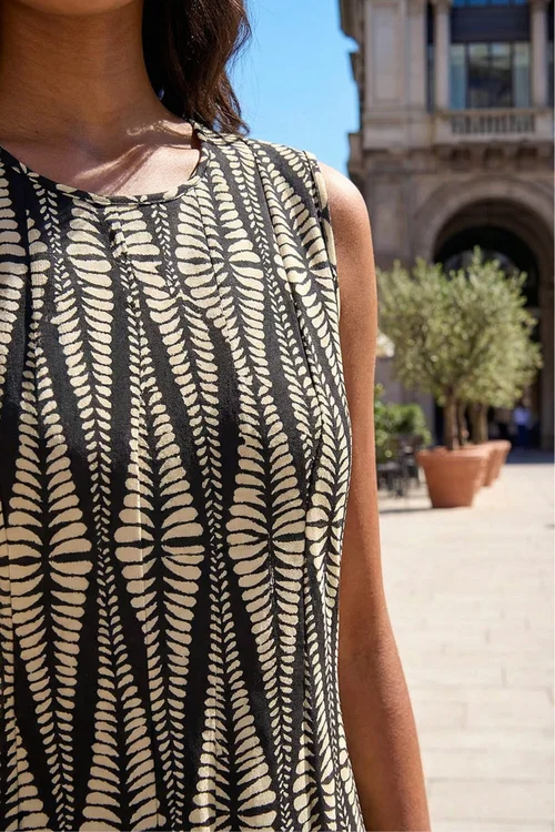Roman Black Abstract Print Panel Detail Dress - 18 Image 4
