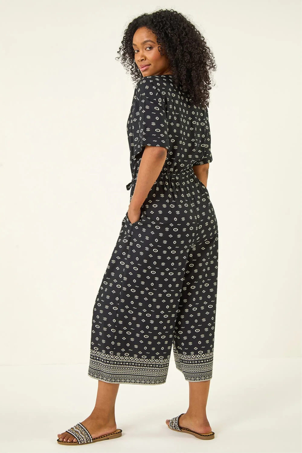 Roman Black Petite Border Print Cropped Jumpsuit - 8 Image 3