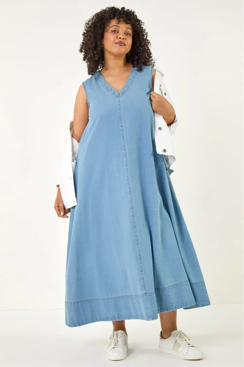 Roman Denim Curve V-Neck Swing Dress - 22-24 Image 4
