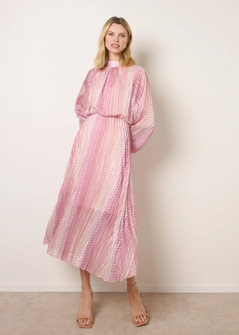 Blue Vanilla Pink Zig Zag Metallic High Neck Puffball Pleated Dress - L Image 1