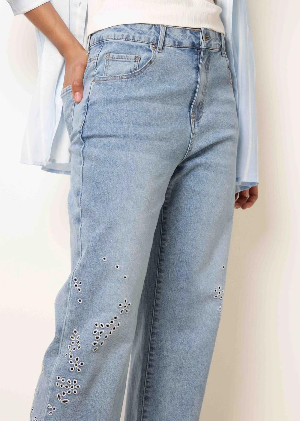 Blue Vanilla Blue Broidery Side Detail Jeans - 10 Image 4
