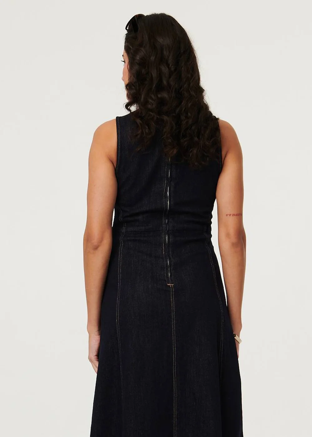 Izabel London Navy Denim Stitch Detail Fitted Midi Dress - L Image 2
