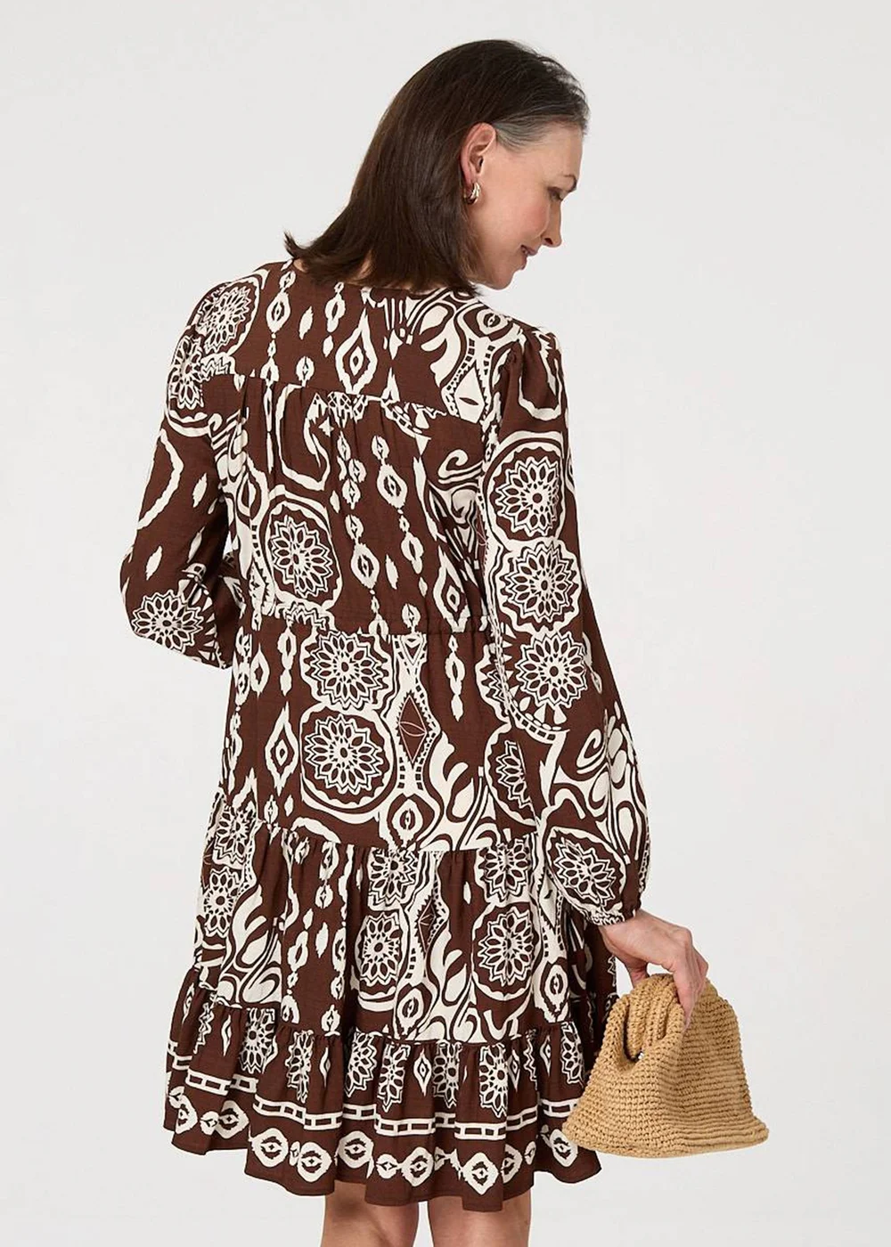Izabel London Brown Printed Tiered V-Neck Knee Length Dress - 14 Image 2
