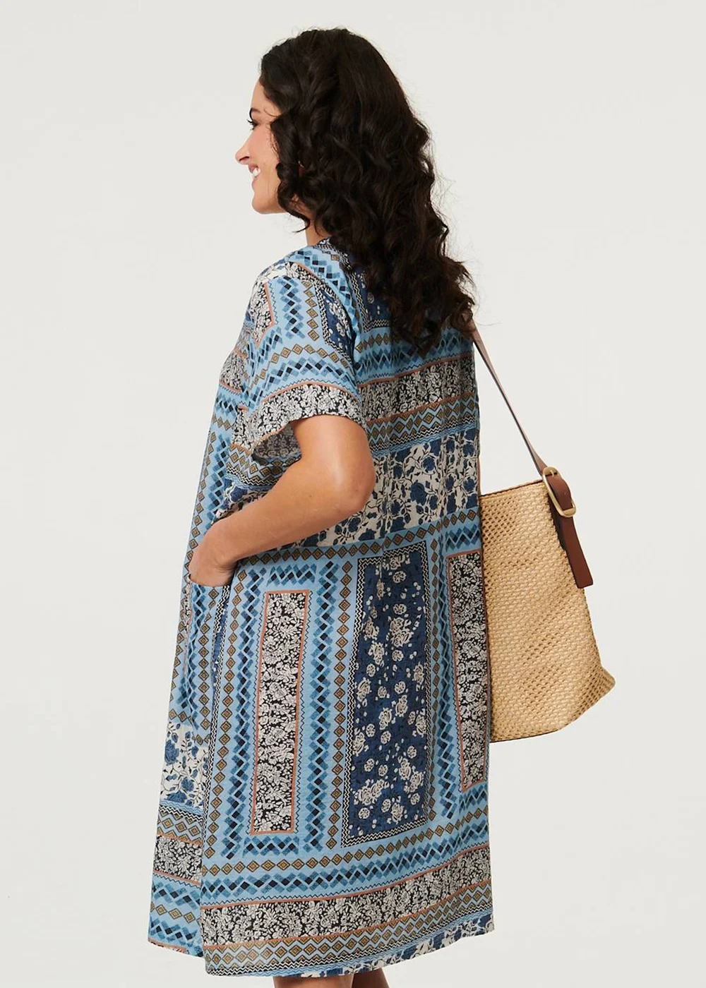 Izabel London Blue Mosaic Print Short Sleeve Shift Dress - S Image 2