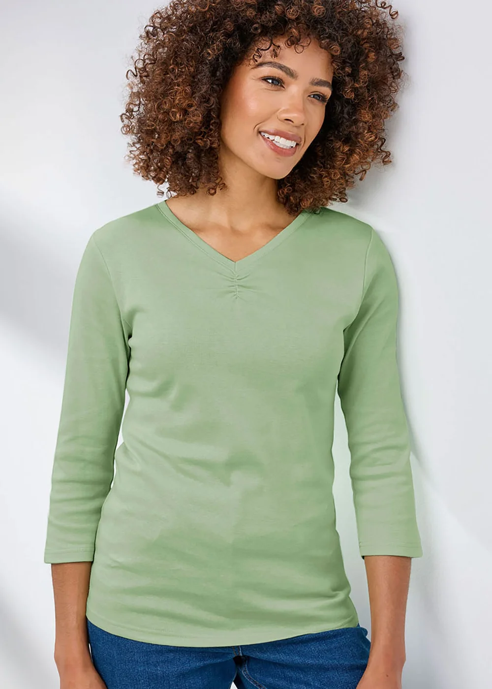 Cotton Traders Pear Wrinkle Free 3/4 Sleeve V Neck Ruched Top - 10 Image 2