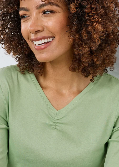 Cotton Traders Pear Wrinkle Free 3/4 Sleeve V Neck Ruched Top - 10 Image 3