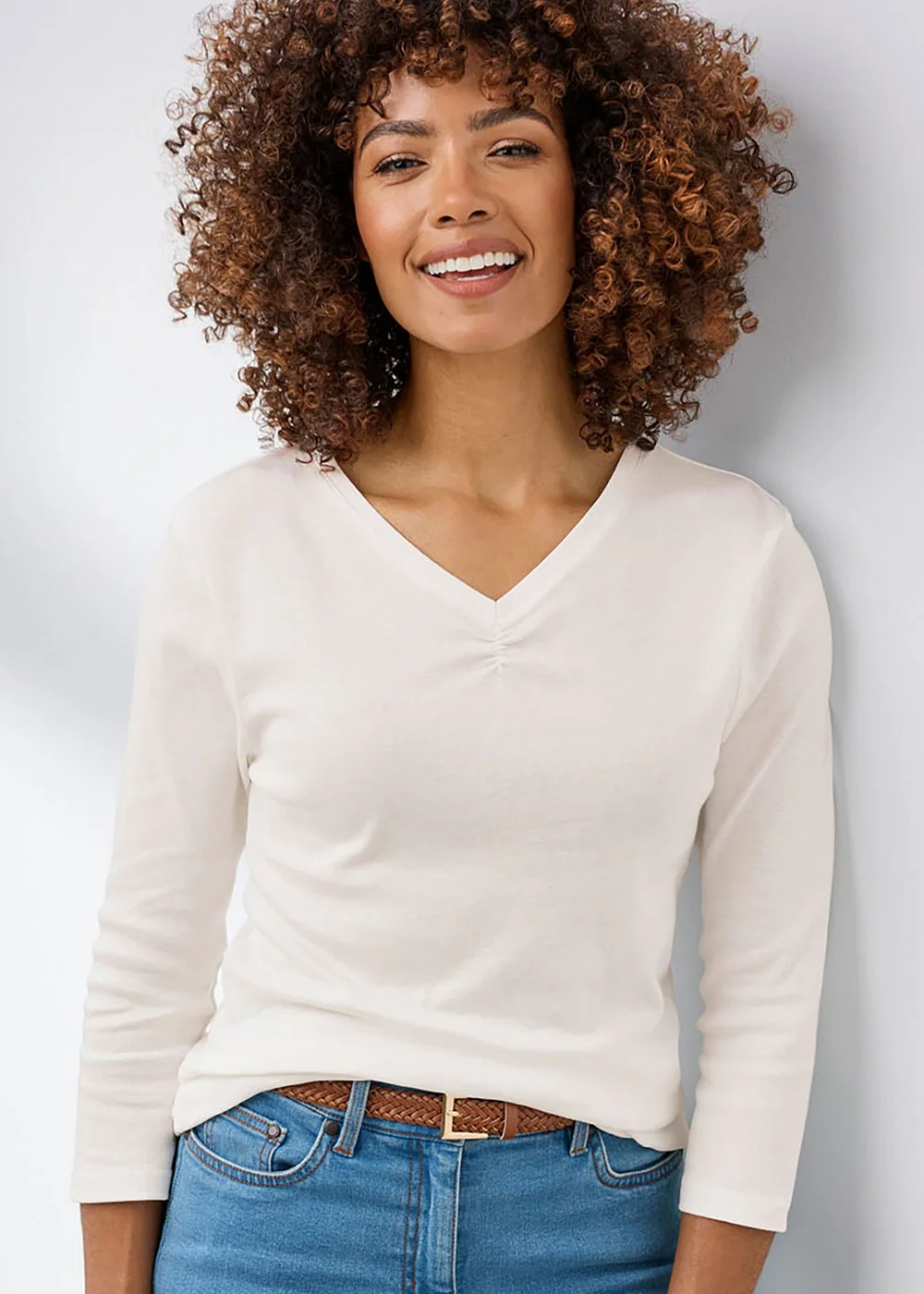 Cotton Traders Ivory Wrinkle Free 3/4 Sleeve V Neck Ruched Top - 10 Image 2
