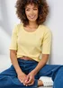 Cotton Traders Pale Yellow Wrinkle Free 1/2 Sleeve Scoop Neck Top - 18 Image 2