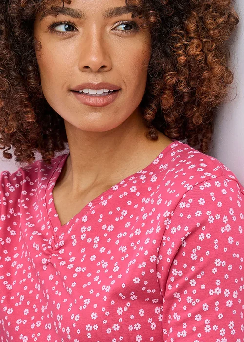 Cotton Traders Orchid Pink Wrinkle Free 3/4 Sleeve V Neck Ruched Printed Top - 16 Image 2