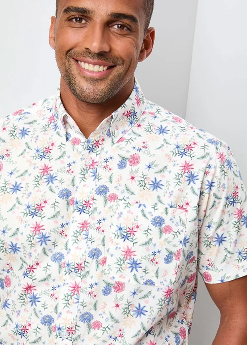 Cotton Traders White Short Sleeve Classic Poplin Print Shirt - 2XL Image 3