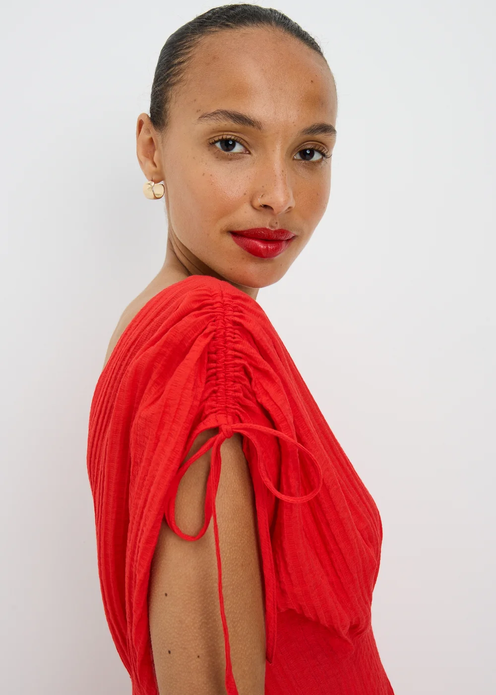 Red Textured Cinched Waist Midaxi Dress - 8 Image 3