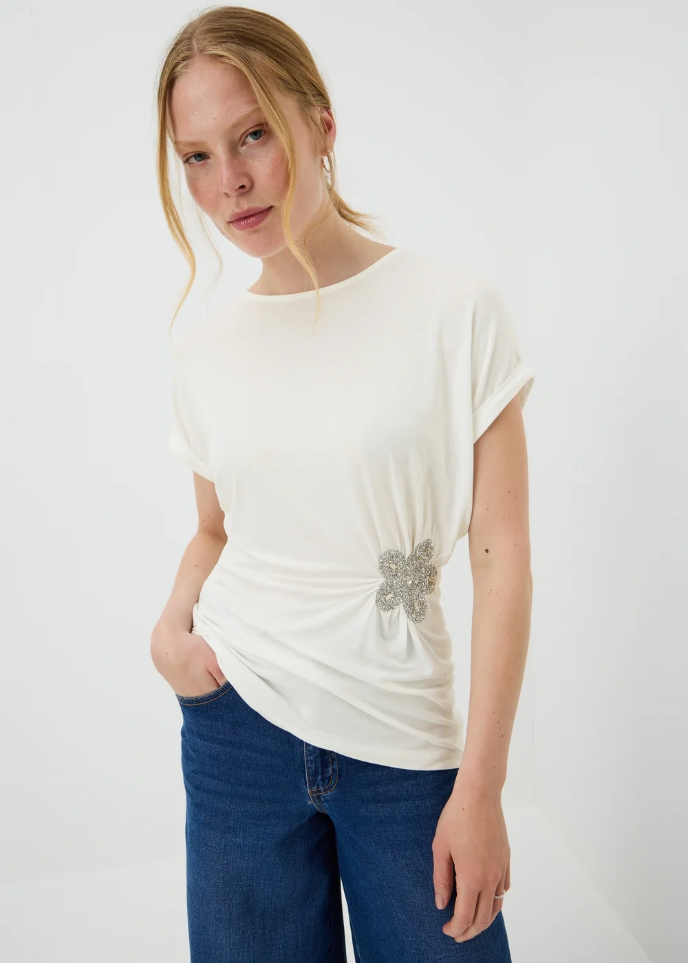 White Embellished Flower Waist Top - Size 8 Image 1