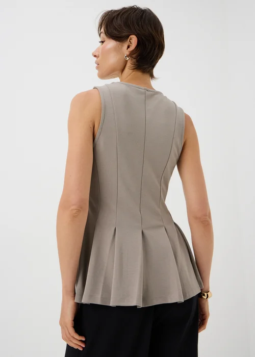 Mocha Fitted Flare Vest - 8 Image 2